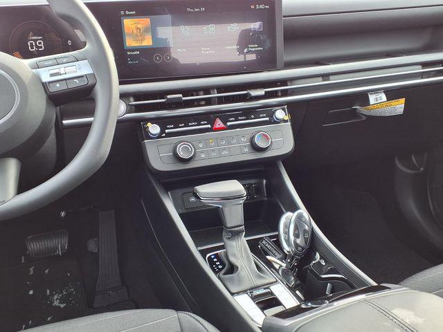 2026 Hyundai Santa Cruz SE