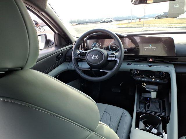 2026 Hyundai Elantra Hybrid Limited