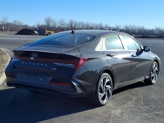 2026 Hyundai Elantra Hybrid Limited