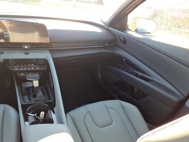 2026 Hyundai Elantra Hybrid Limited