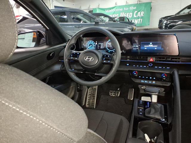 2026 Hyundai Elantra Hybrid SEL Sport