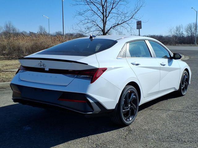 2026 Hyundai Elantra SEL Sport Premium