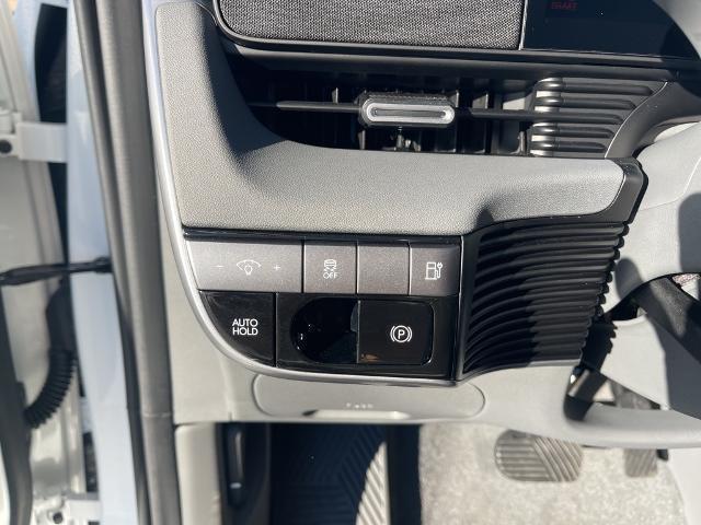 2026 Hyundai IONIQ 5 SE
