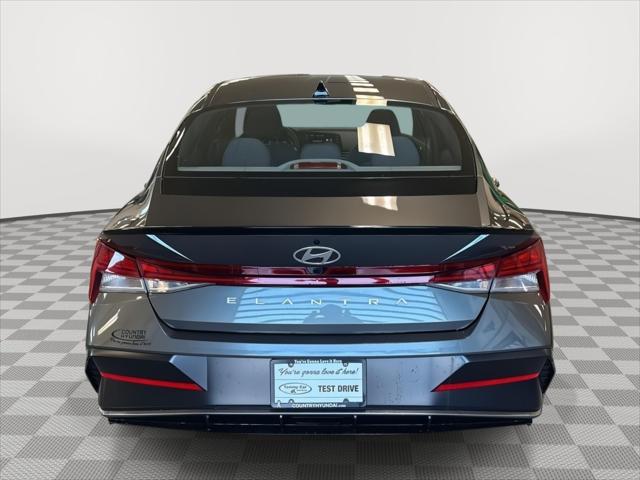 2026 Hyundai Elantra SEL Sport Premium