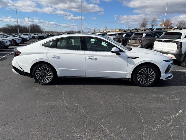 2026 Hyundai Sonata Hybrid SEL