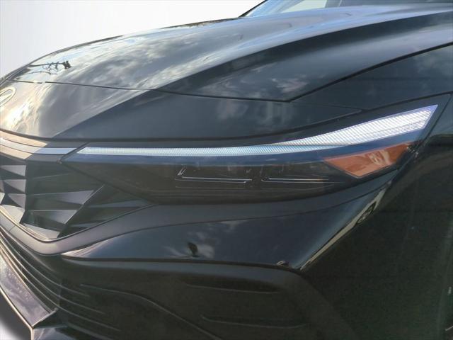2026 Hyundai Elantra Hybrid SEL Sport
