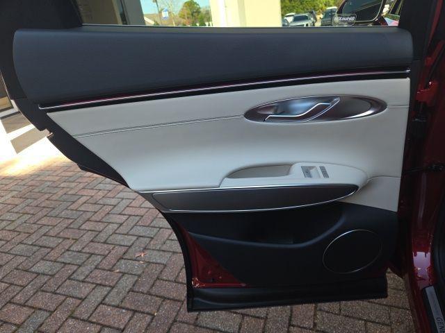 2026 Genesis GV70 2.5T Select