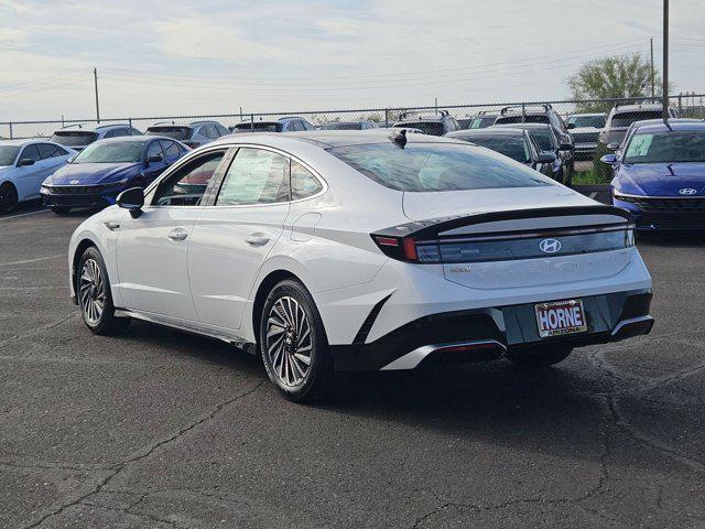 2026 Hyundai Sonata Hybrid SEL