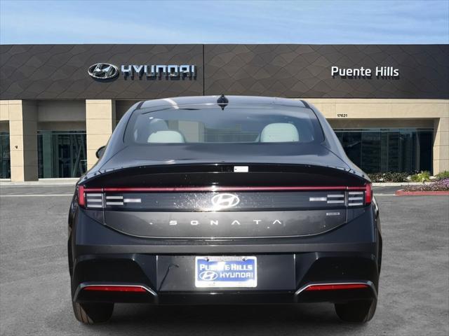 2026 Hyundai Sonata Hybrid SEL