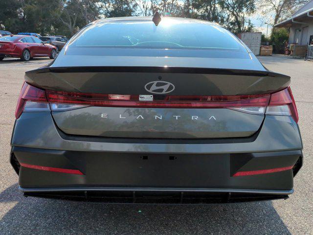 2026 Hyundai Elantra SEL Sport Premium