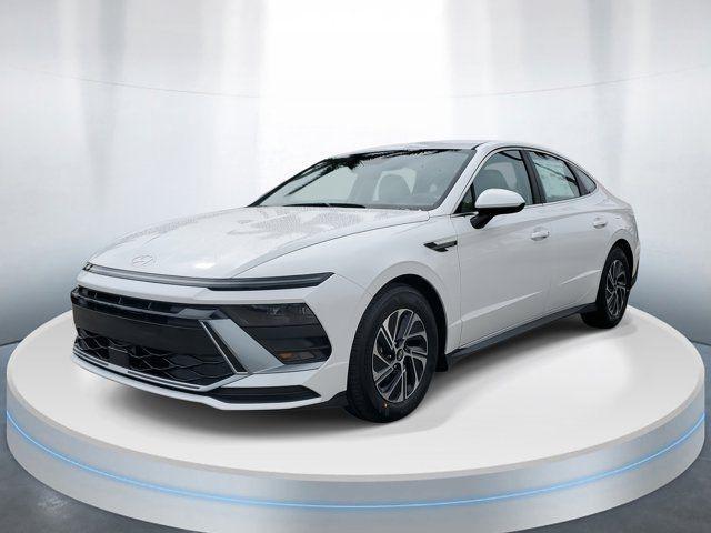 2026 Hyundai Sonata Hybrid Blue