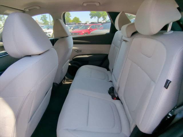 2026 Hyundai Tucson Hybrid Blue SE