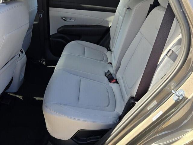 2026 Hyundai Tucson Hybrid Blue SE