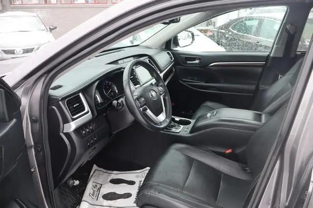 2016 Toyota Highlander Limited Platinum V6 for sale in Grand Rapids, MI