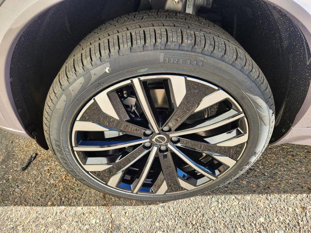 2026 Volvo XC90 Plus, B6 AWD Gas (mild hybrid), Gasoline, Bright, 7 Seats