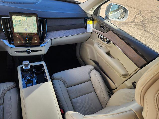 2026 Volvo XC90 Plug-In Hybrid Ultra, T8 AWD, Electric/Gasoline, Bright, 7 Seats