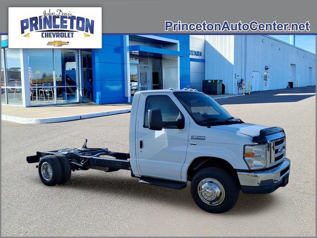 2012 Ford E-450 Cutaway Base for sale in Princeto, MN