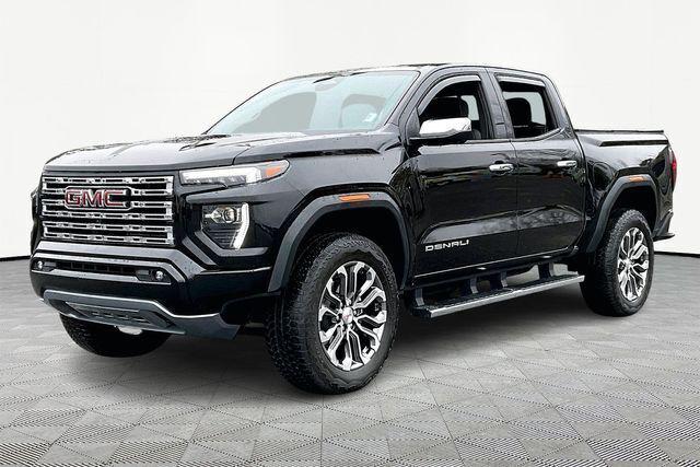 2023 GMC Canyon 4WD Crew Cab Short Box Denali