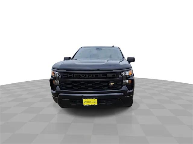 2022 Chevrolet Silverado 1500 4WD Crew Cab Short Bed Custom
