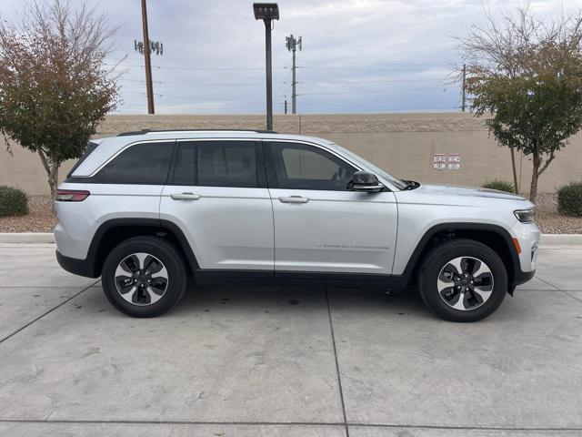 2022 Jeep Grand Cherokee 4xe Limited 4x4 2022 Jeep Grand Cherokee 4xe Limited 4x4