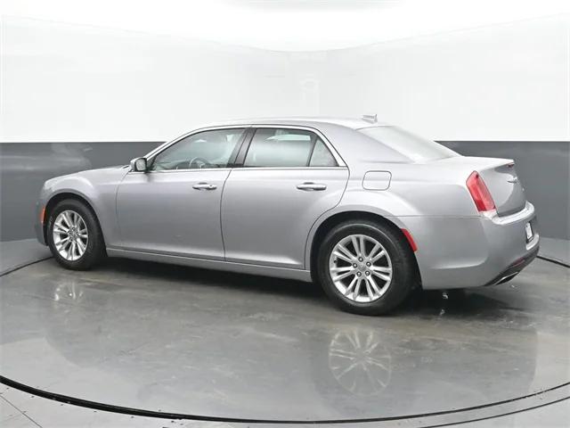 2017 Chrysler 300C C