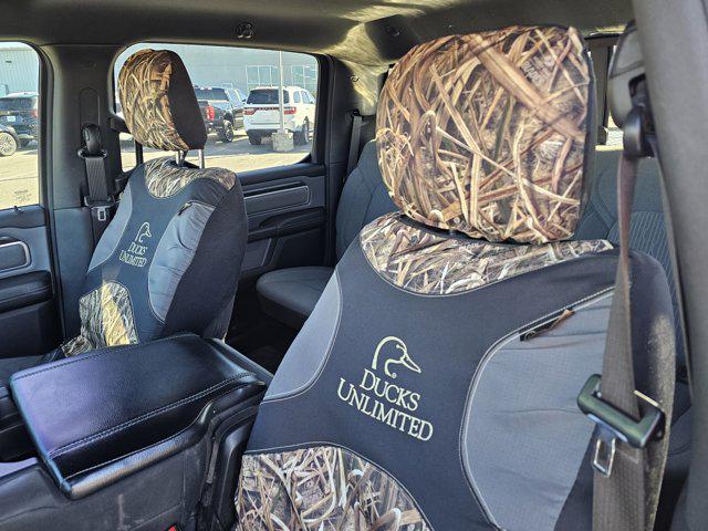2022 Ram 1500 Big Horn Crew Cab 4x4 5'7" Box