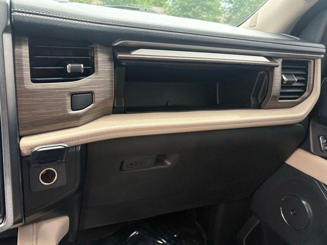 2023 Ford Expedition Limited MAX