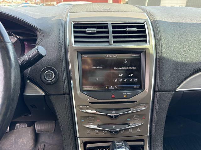 2013 Lincoln MKX Base