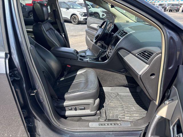 2013 Lincoln MKX Base