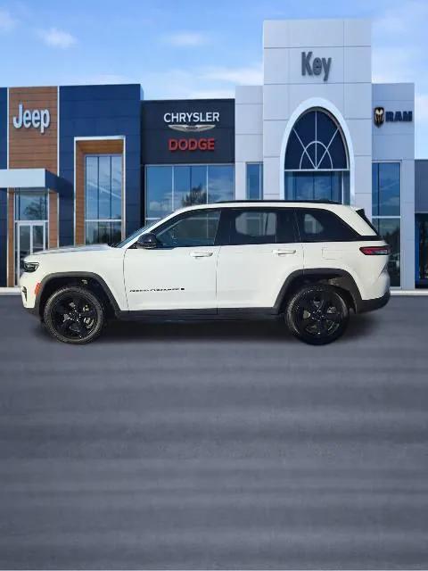 2025 Jeep Grand Cherokee Altitude X 4x4