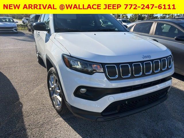 2022 Jeep Compass Latitude Lux 4x4 2022 Jeep Compass Latitude Lux 4x4