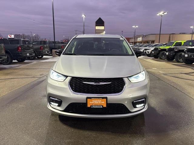 2024 Chrysler Pacifica Touring L 2024 Chrysler Pacifica Touring L