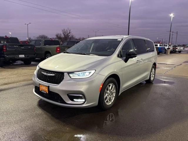 2024 Chrysler Pacifica Touring L 2024 Chrysler Pacifica Touring L