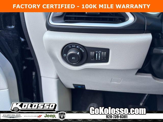 2024 Chrysler Pacifica Touring L