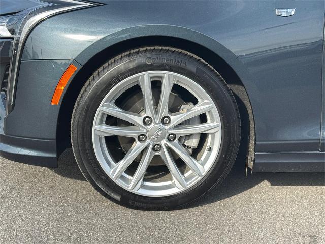 2025 Cadillac CT4 Luxury RWD
