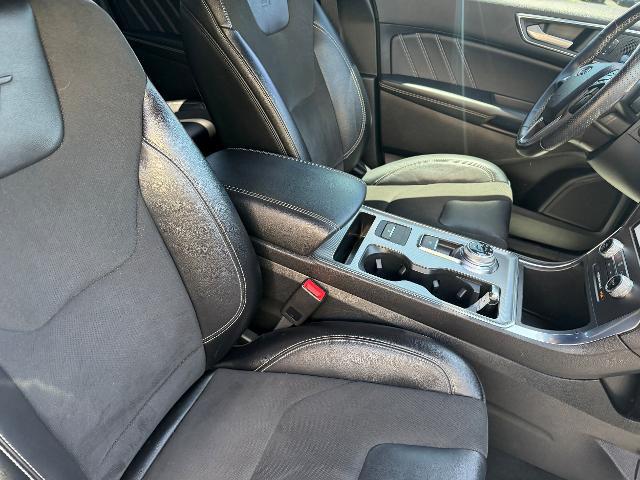 2022 Ford Edge ST