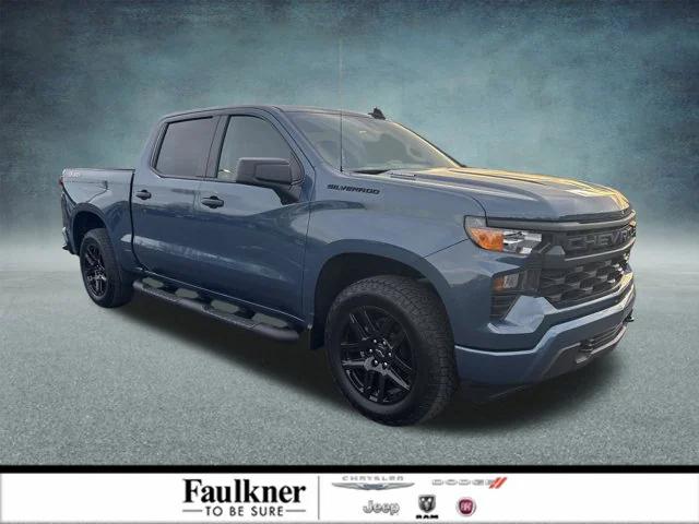 2024 Chevrolet Silverado 1500 4WD Crew Cab Short Bed Custom