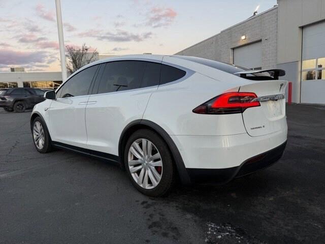 2016 Tesla Model X P90D 2016 Tesla Model X P90D