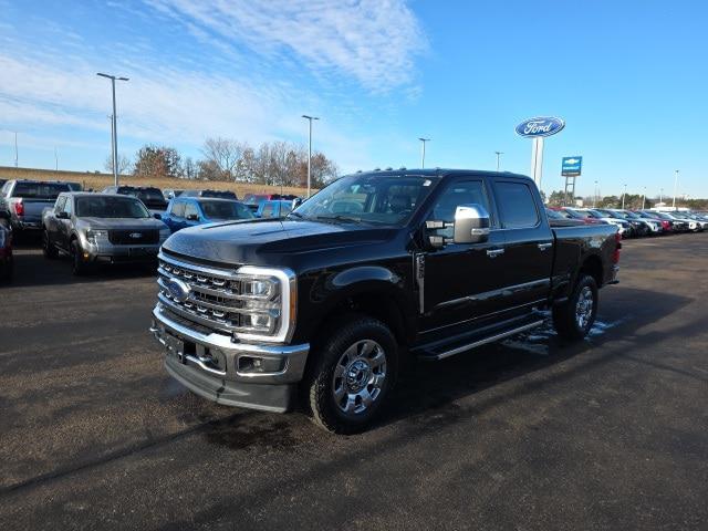 2023 Ford F-350 LARIAT
