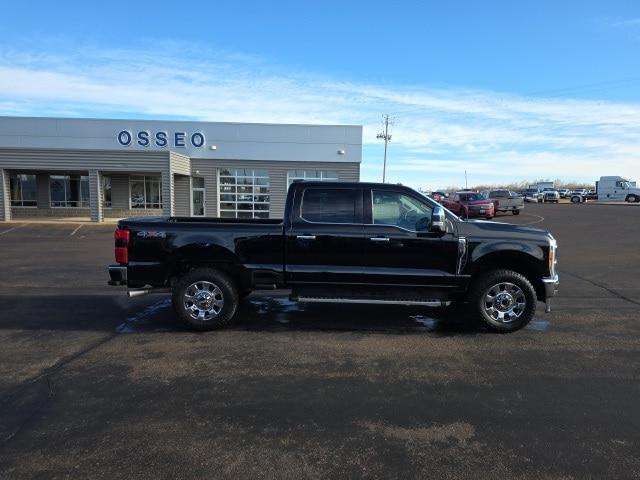 2023 Ford F-350 LARIAT