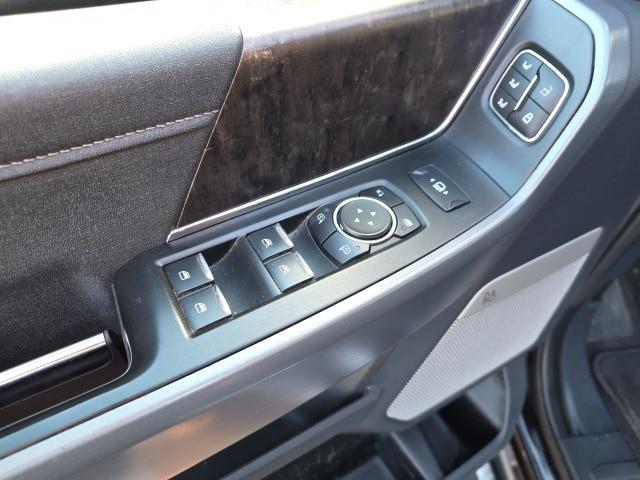 2023 Ford F-350 LARIAT
