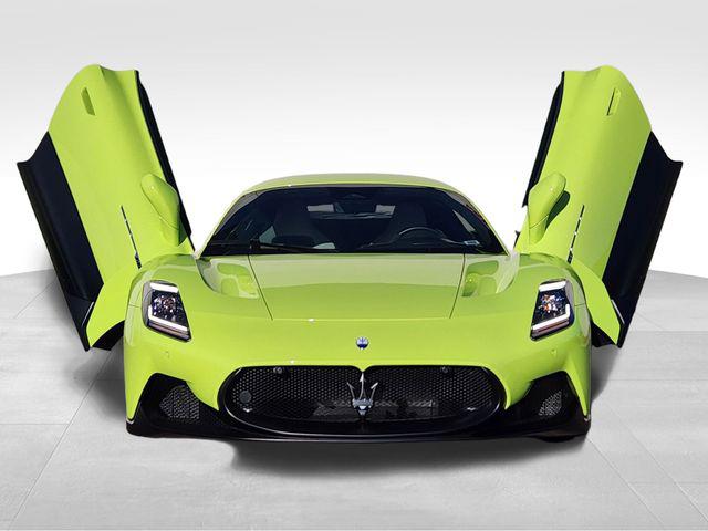 2023 Maserati C20 Base