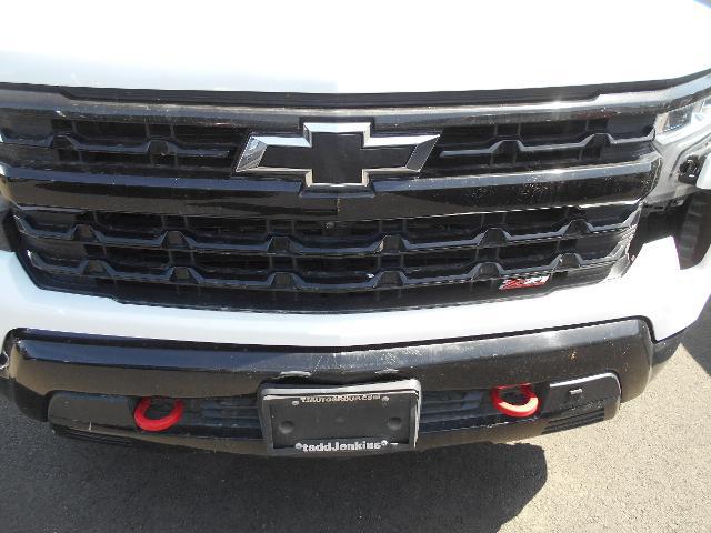 2023 Chevrolet Silverado 1500 4WD Crew Cab Standard Bed LT Trail Boss