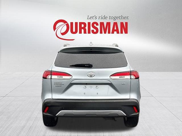 2022 Toyota Corolla Cross LE 2022 Toyota Corolla Cross LE