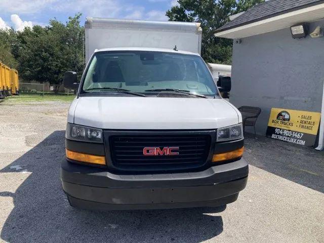 2021 GMC Savana Cutaway Work Van