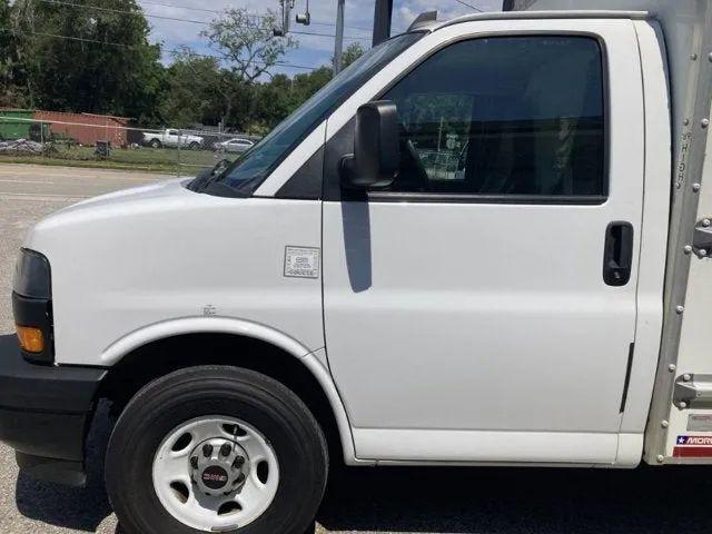 2021 GMC Savana Cutaway Work Van