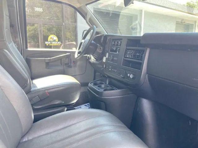 2021 GMC Savana Cutaway Work Van