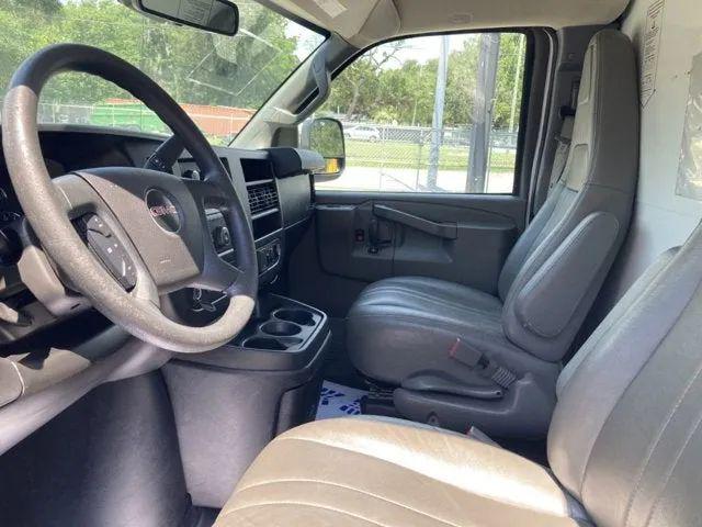 2021 GMC Savana Cutaway Work Van
