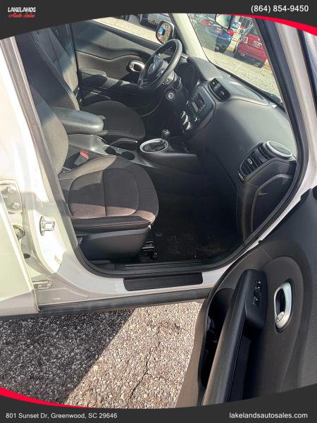 2015 Kia Soul Base
