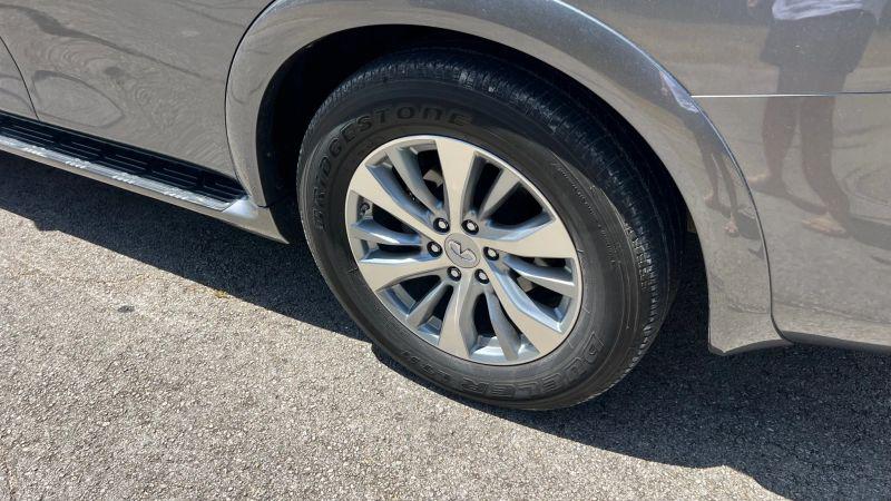 2015 INFINITI QX80 Base